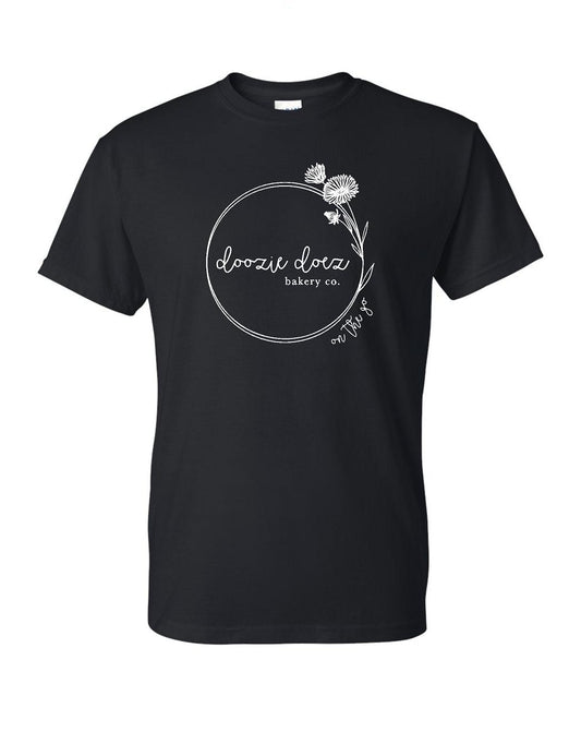 DOOZIE DOEZ FLOWER DESIGN 4 GILDAN TEE